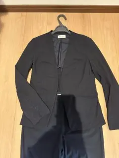 PLST プラステ ノーカラー セットアップパンツスーツ 通勤