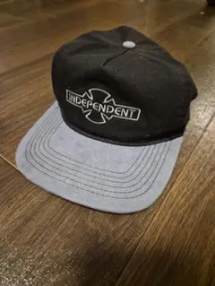 INDEPENDENT キャップ 黒 グレーのサムネイル