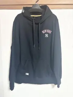 Item thumbnail for item 05bb1de1-d6e8-4389-aa17-dae5d4d7ca00