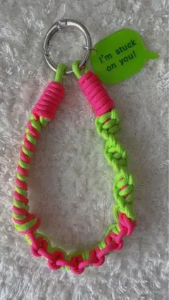 アウトドアコード スマホストラップチャーム付き