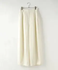 yuw 150965 00　タックバルーンパンツ　タグ付き　未使用