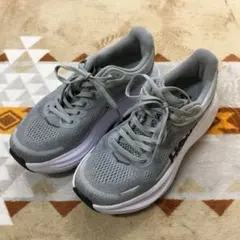 HOKA ONEONE BONDI 9 スニーカー サイズ23.5cm グレーのサムネイル