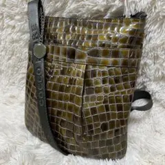 美品✨コッコフィオーレ　ショルダーバッグ　カーキ　クロコ　エナメル