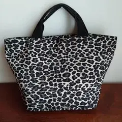 Item thumbnail for item 312e8051-1046-4b99-9fc2-ff85b8195b07