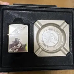 ジッポー ZIPPO型 卓上灰皿 金銀2個セット ジッポー ZIPPO型 卓上灰皿 金銀2個セット