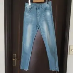 ライトブルー スキニーデニム ダメージ加工