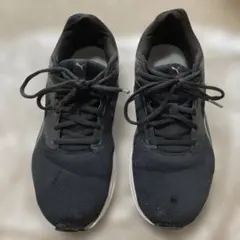 PUMA スニーカー ブラック
