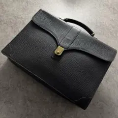 【美品】Burberry's ダレスバッグ　レザー　ビジネス　裏ノバチェック　黒