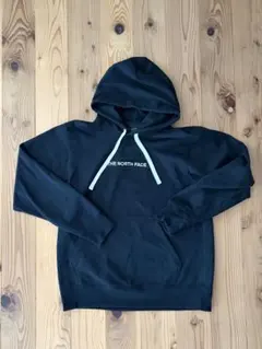 THE NORTH FACE フード付きパーカー ブラックのサムネイル