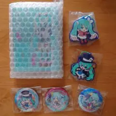 初音ミク アクリルスタンド 缶バッチ　ラバーキーホルダー