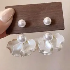パール花びらデザインイヤリング