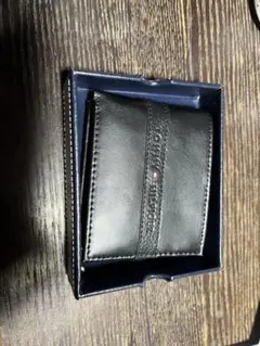 Tommy Hilfiger ブラック 二つ折り財布