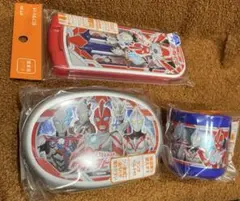 ウルトラヒーローズ アルミ　弁当箱 トリオ　コップ　3点セット ウルトラマンのサムネイル