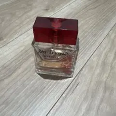 GIVENCHY Rêve d'Escapade 香水のサムネイル