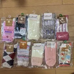 Item thumbnail for item 82c1a0ca-02d1-40c3-8549-79d72a955b4b