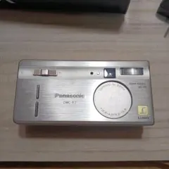 デジカメPanasonic DMC.F7のサムネイル