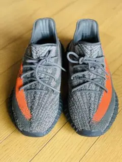 Yeezy Boost 350 V2 グレー/オレンジのサムネイル