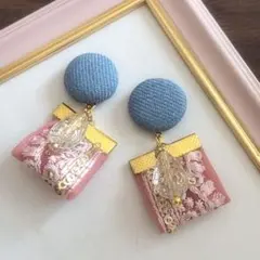 デニムくるみカボション×ピンクインド刺繍リボンピアス⟡.· イヤリング無料