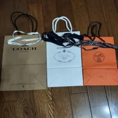 HERMES  PRADA　COACH　紙袋　リボン