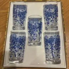 青い花柄のガラス製グラス5個セット