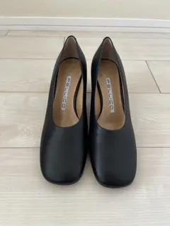 【未使用】 PELLICO スクエアトゥ　パンプス　BLACK size37のサムネイル