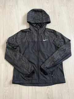 Nike フード付きウィンドブレーカー Mサイズ