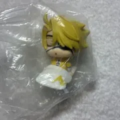 カラフルピーチたっつんおねむたん