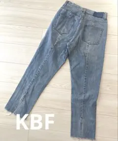 ☆KBF☆大人気 バックスリット デニムパンツ ストレート アーバンリサーチのサムネイル