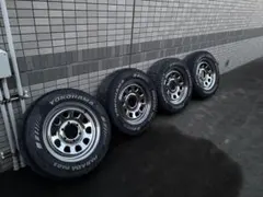 ハイエースタイヤホイール　デイトナのサムネイル