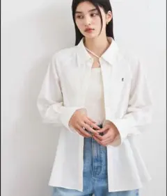 VIS ブラウス シャツ 「洗える」「防シワ」ワンポイント刺繍ペプラムシャツ　白