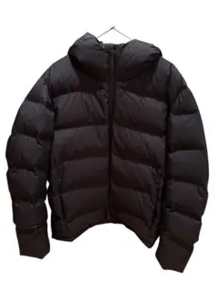 ユニクロ　シームレスダウンパーカー　未使用　XL