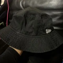 New Era 黒 バケットハット M-Lサイズ