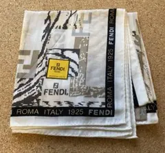 FENDI フェンディ 大判ハンカチ プチスカーフ ゼブラ ロゴ【未使用】のサムネイル