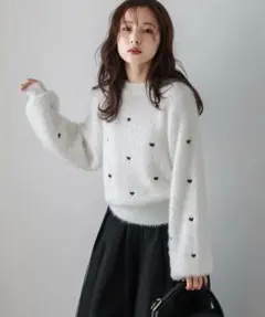 スナイデル　ハートモチーフニットプルオーバー　ラメ糸　刺繍　シャギー　毛足長