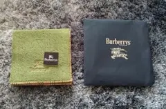 新品タグ付き袋付　♥　バーバリー　タオルハンカチ　ウォッシュタオル