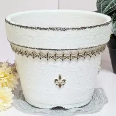 フローレンス様　オーダー品 ユリの紋章【駄温鉢５号】リメイク鉢 シャビーシック ユリの紋章【駄温鉢4号】リメイク鉢 - メルカリ