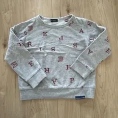 BeBe アルファベットプリントトレーナー