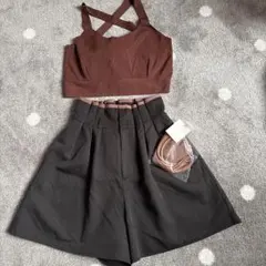 クロップドキャミソール＆ショートパンツ セットアップ