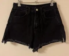 ショートパンツ デニム 黒 ダメージ SHEIN シーン