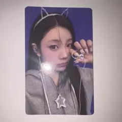 ILLIT ウォンヒ　トレカ　bomb merch ver イヤホン