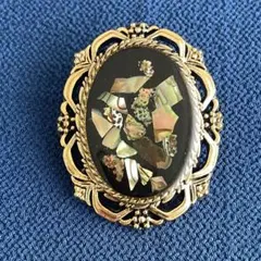 ブローチ　軽量ブローチ　シェル風のサムネイル