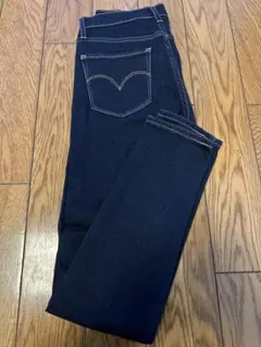 Levi's ダークブルー スキニーデニム ハイウエスト