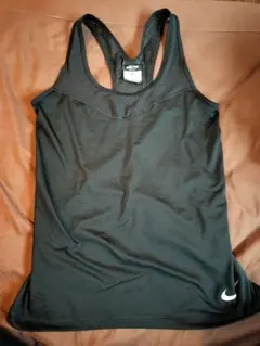 Nike タンクトップ M ブラック　レディース