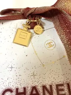 CHANELシャネル ホリデー チャーム ギフトボックス メッセージカード限定