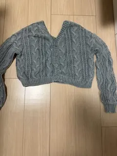 GYDA ケーブル編み クロップドセーター グレー