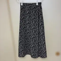 clear ロングスカートのサムネイル