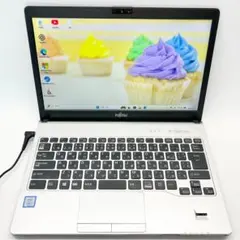 きれいな小型軽量❣i5＆SSD搭載で快適✨薄型 フルHD カメラ付き Win11