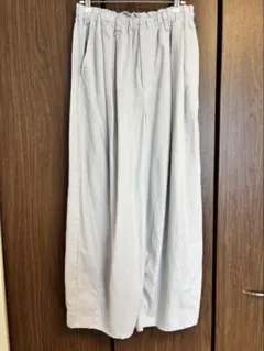 ライトグレー ワイドパンツ Studio clip