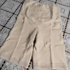 シャルレ　ロングガードル　　　82
