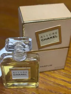 CHANEL アリュール　パルファム 7.5ml